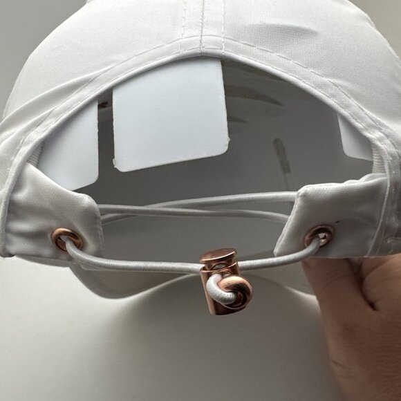 Black Clover Women's Top Golf Hat - One Size Cap Gold Embroidered Logo GR44 - Picture 3 of 5